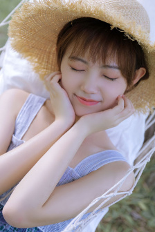 白石茉里奈